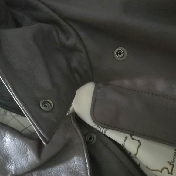 Jacket - Picture 15 of 16